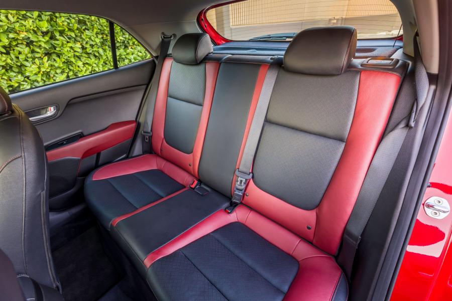 Интерьер Kia Rio 5-Door (YB) 2017 года  (NA) (фото 21 из 55)